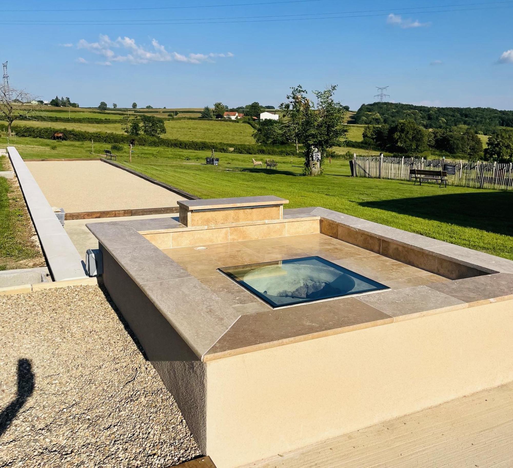 Le Lodge Spa Saint-Laurent-d'Andenay Exterior photo